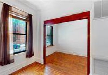 WONDERFUL Location!! Brick 1 Family (Brooklyn)