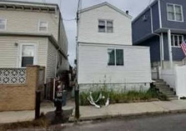 3-BEDROOM APARTMENT FOR RENT (BROAD CHANNEL)