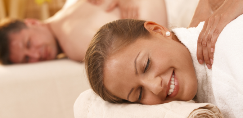 Luxurious Couples Massage Service