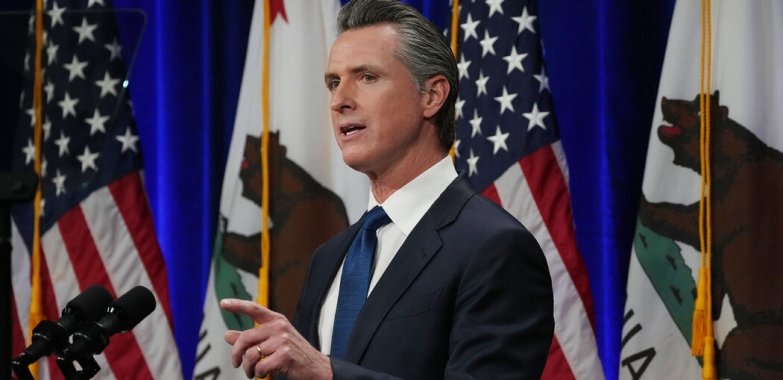 California Governor Signs Sweeping Children’s Online Safety Bill