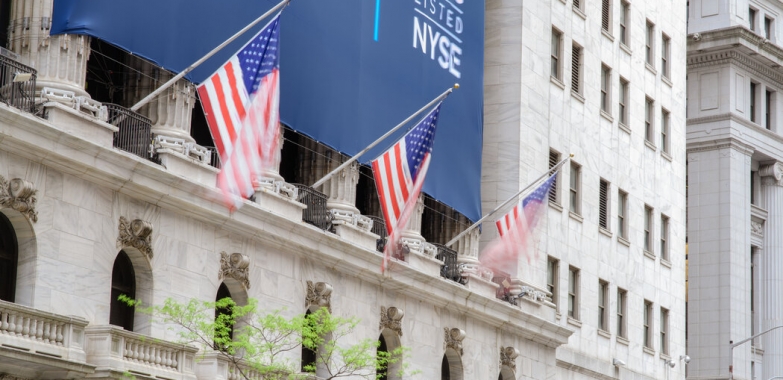 Cracking Down on a Wall Street Trend: E.S.G. Makeovers