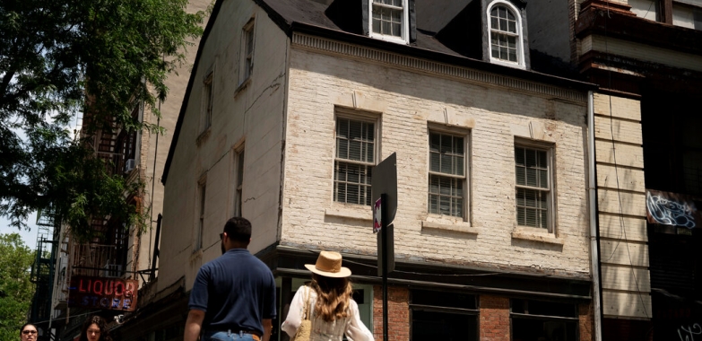 A Tiny House in Manhattan Has a Link to the Underground Railroad