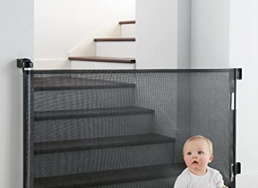 Cumbor 0-55” Retractable Baby Gate for Stairs, Mesh Dog Gate for The House, Black Child Gate, 33” Tall Stair Gates for Kids or Pets, Space Saving Pet Gate for Indoor/Outdoor(Black)