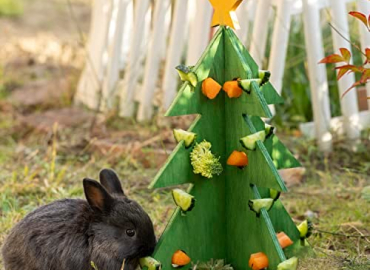 Guinea Pig Toys, Christmas Tree Foraging Puzzle Toy Treat Feeder for Bunny Hamster Rabbits Wooden Enrichment Vegetable Rack Mental Stimulation Interactive Toy Xmas Gift Habitat Decor for Small Pets