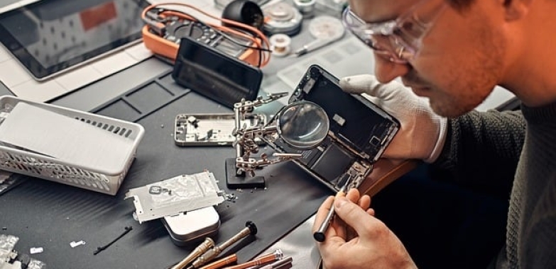 Phone & Tablet Repairs Near You