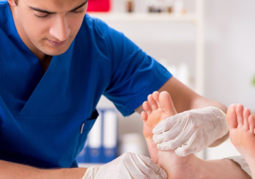 Best Podiatry Treatment In Union City | Advanced Medical Group
