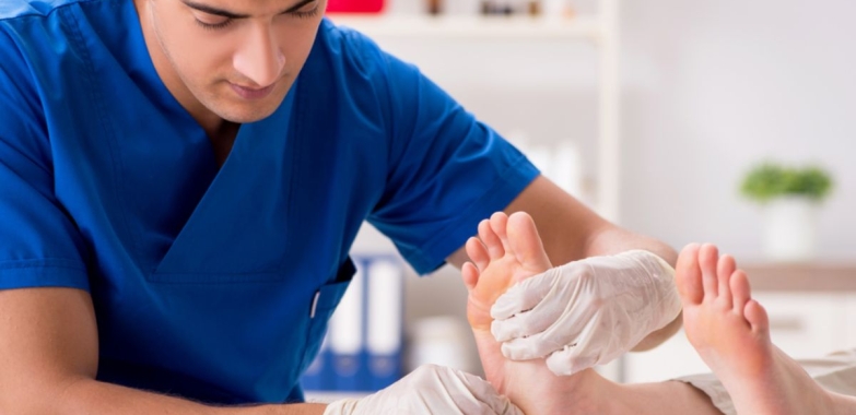 Best Podiatry Treatment In Union City | Advanced Medical Group