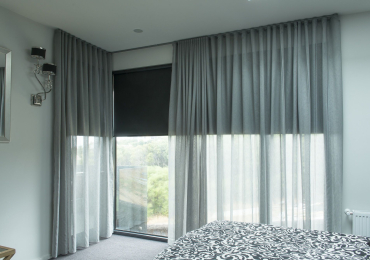 Transform Your Home with selectblinds.ae’s Curtain Installation
