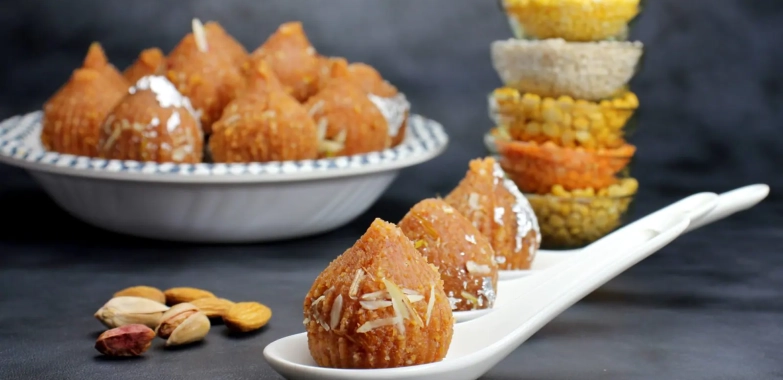 Ganesh chaturthi bhog recipes: Provide these 5 prasad to Ganpati Bappa