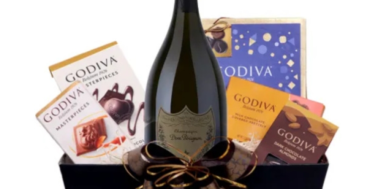 Order and Enjoy Chicago Champagne Gift Delivery
