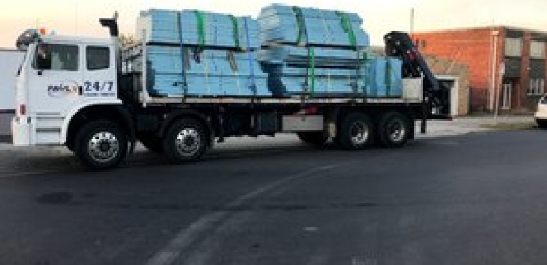 Are you looking for a reliable mobile crane hire company?