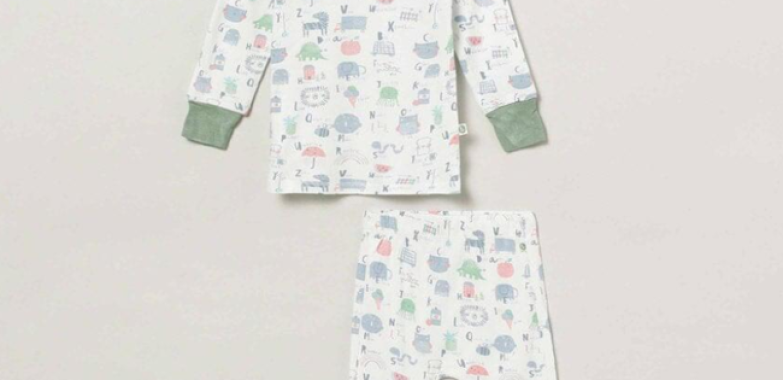 Discover various range of newborn clothes in muslin bamboo fabric