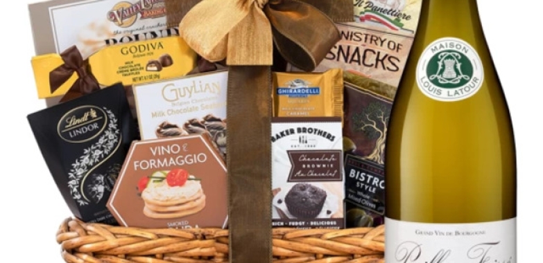 Celebrate Elegance with a Chardonnay Wine Gift Basket in New York